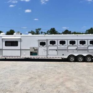 2005 Sundowner Sunlite 6LQ Horse Trailer with 11′ Short Wall 725 Grand Sierra 8612GLQ MidTack | Sea Shares
