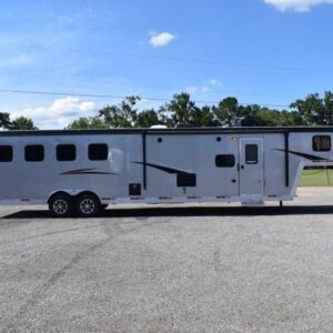 2022 Bison Desperado 8413BG 4 Horse Trailer with 13′ Short Wall | Sea Shares